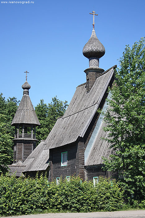 Деревянная Успенская кладбищенская церковь в Иваново